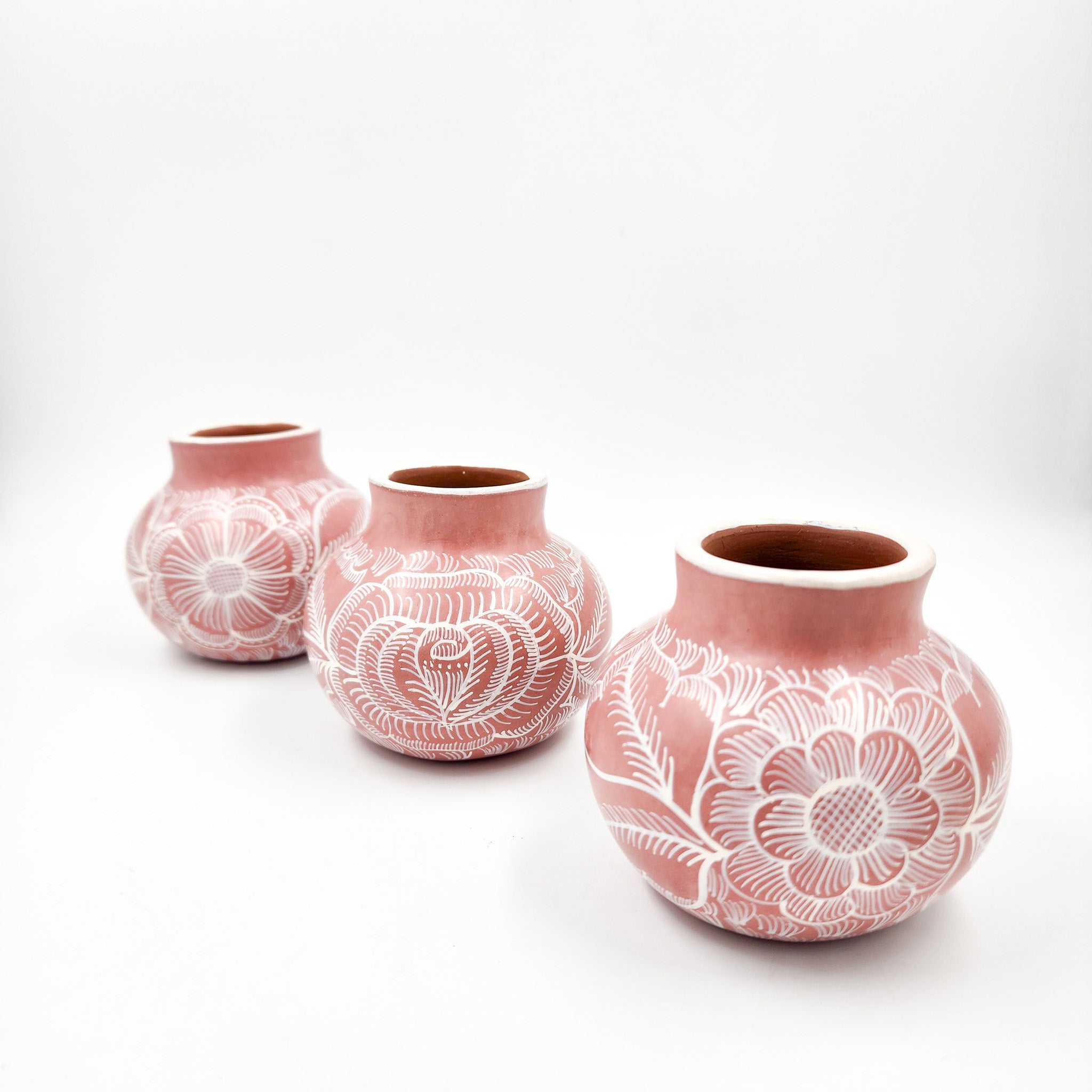 Burnished clay mini pitcher / vase