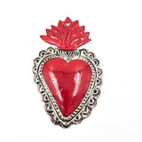 Corazones de hojalata repujada