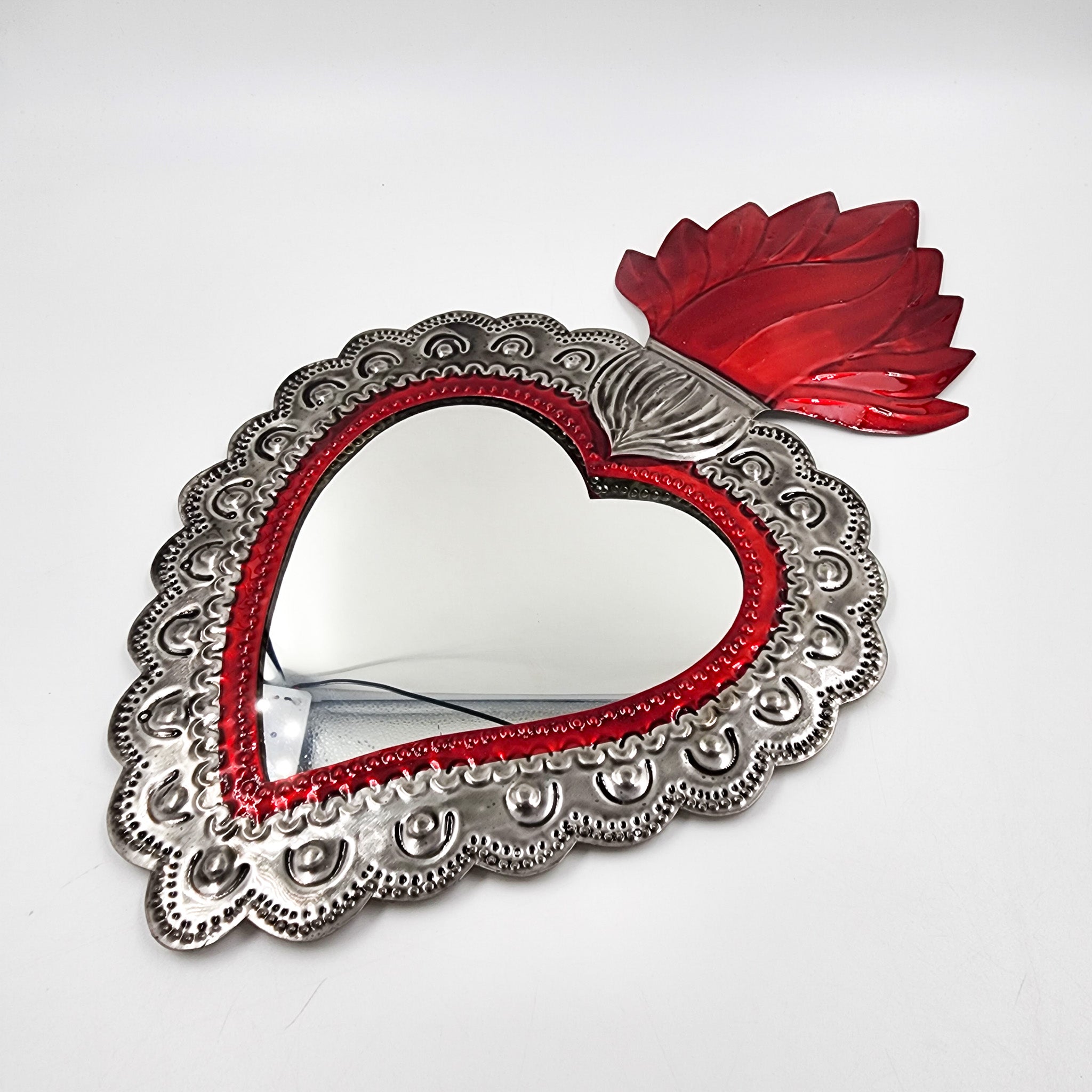 Corazón Milagrito con espejo de hojalata