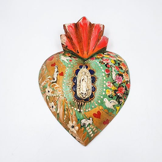 Corazón Milagrito con Virgen de Madera
