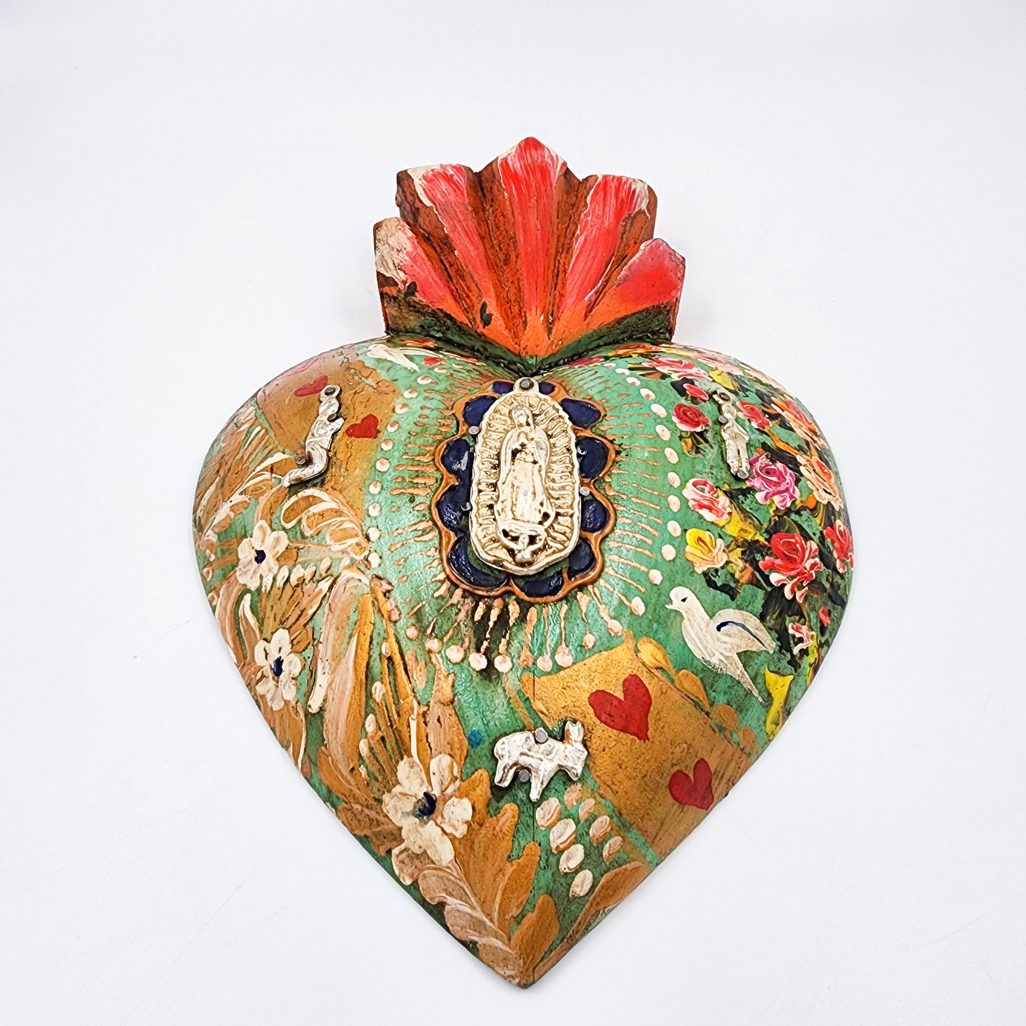 Corazón Milagrito con Virgen de Madera