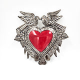 Corazón con palomas de hojalata