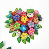 Corazón mediano con flores de Barro Betus artesanal