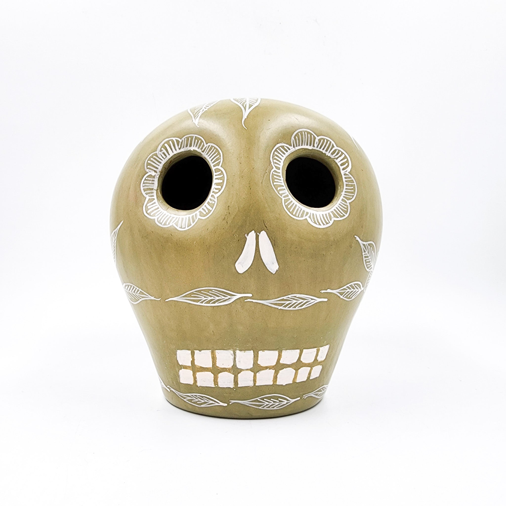 Burnished clay skull