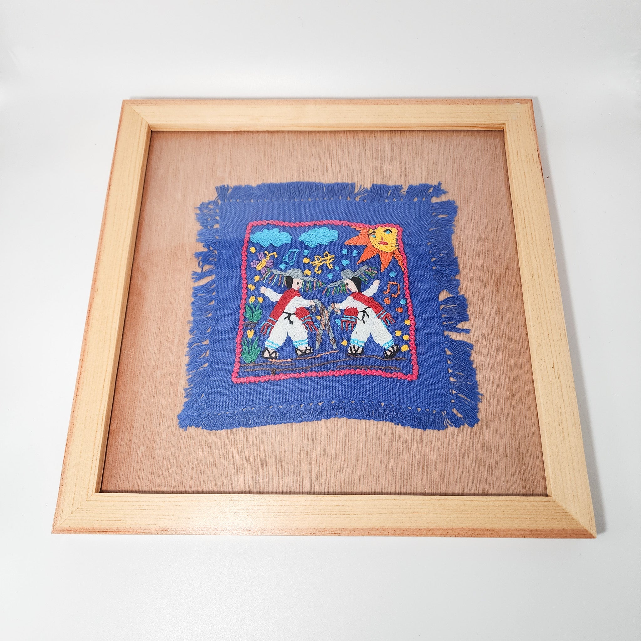 Cuadro “Danza de los Viejitos” – Arte textil de Tzintzuntzan