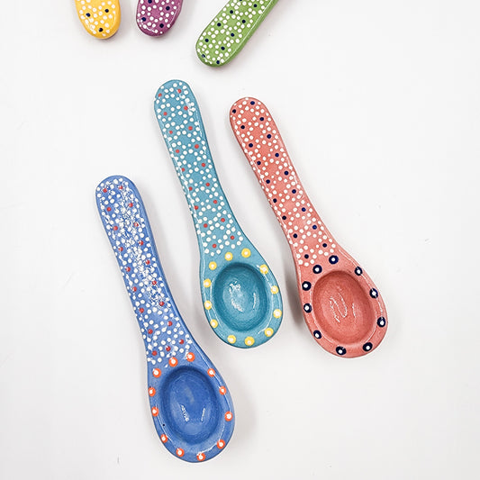 Cuchara de barro capulineado