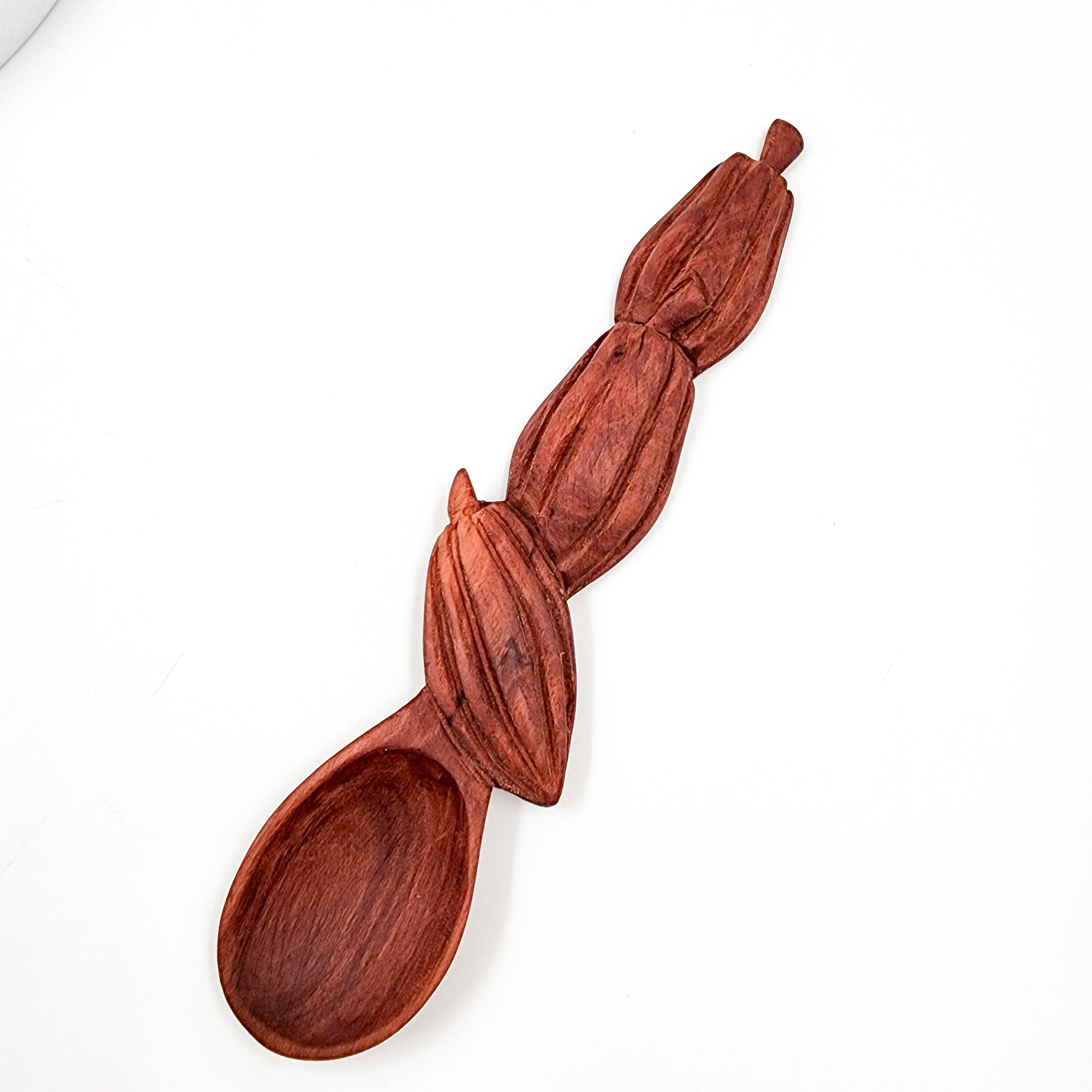 Cuchara de madera tallada a mano