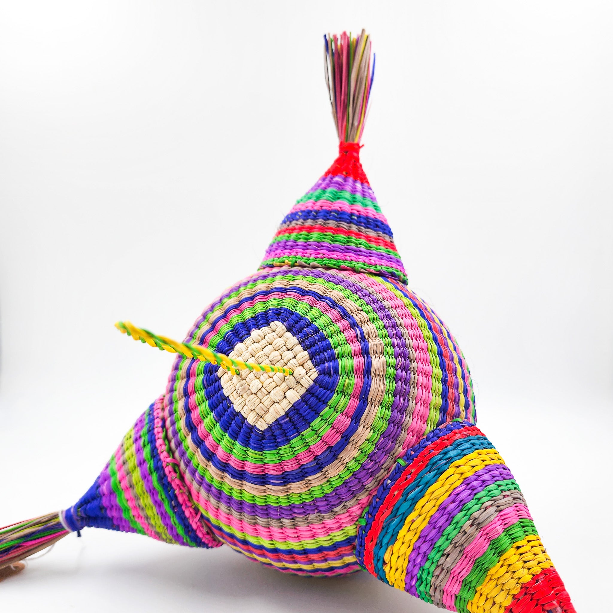 Piñata artesanal de jipijapa - mediana multicolor