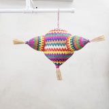 Piñata artesanal de jipijapa multicolor