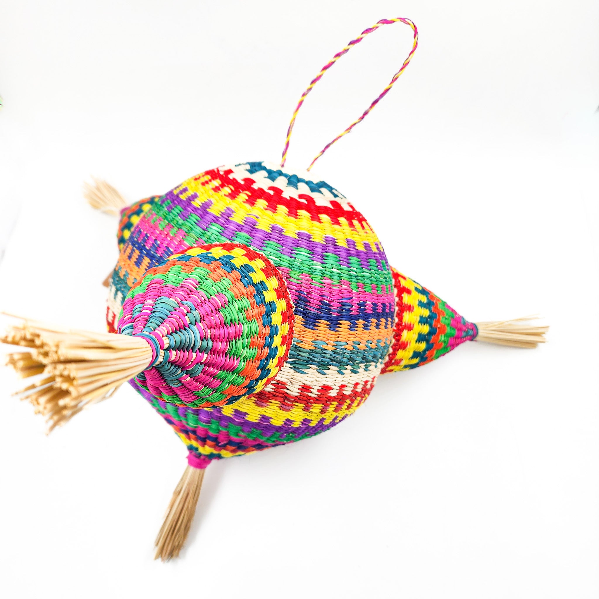Piñata artesanal de jipijapa multicolor