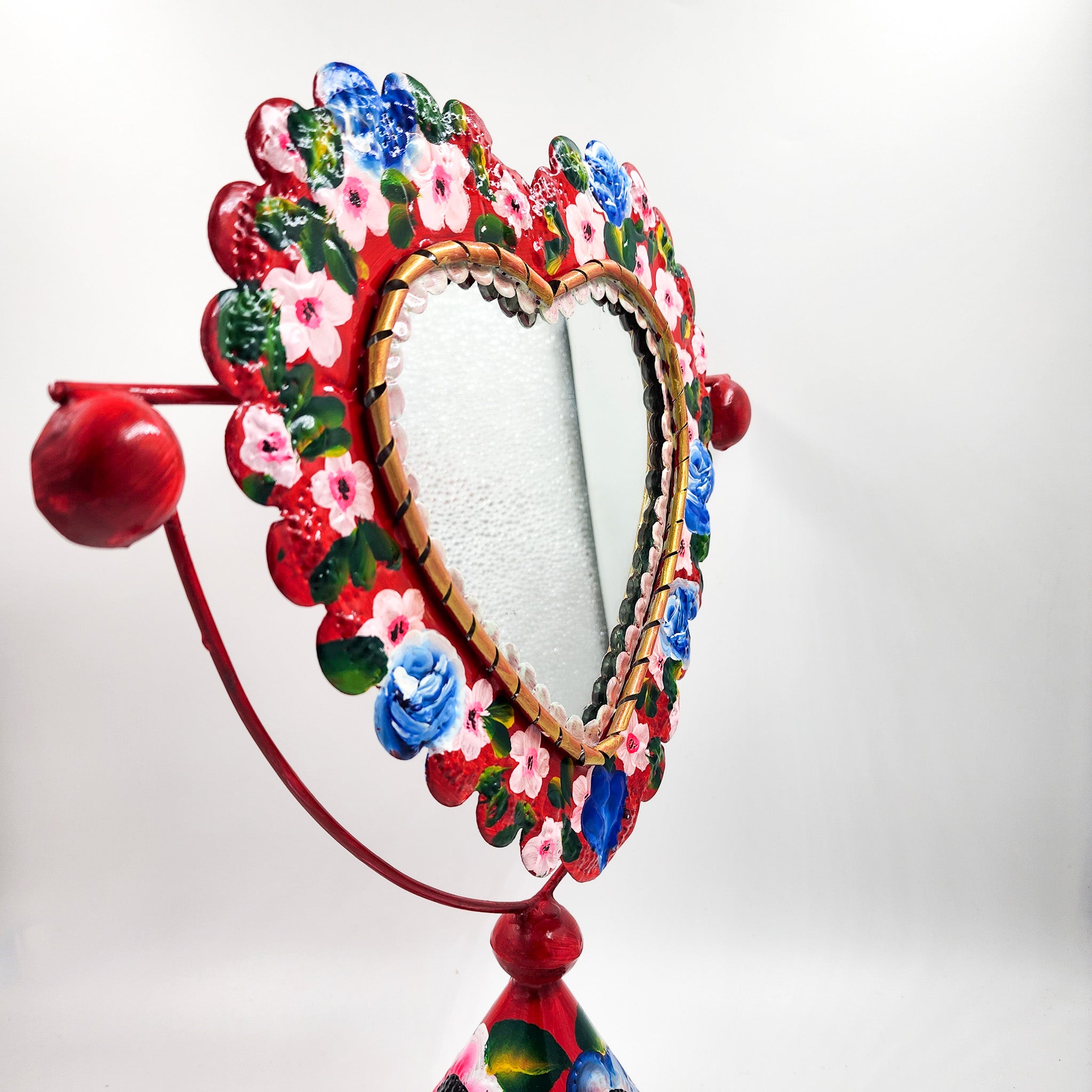 Espejo de mesa corazón de hojalata pintado a mano