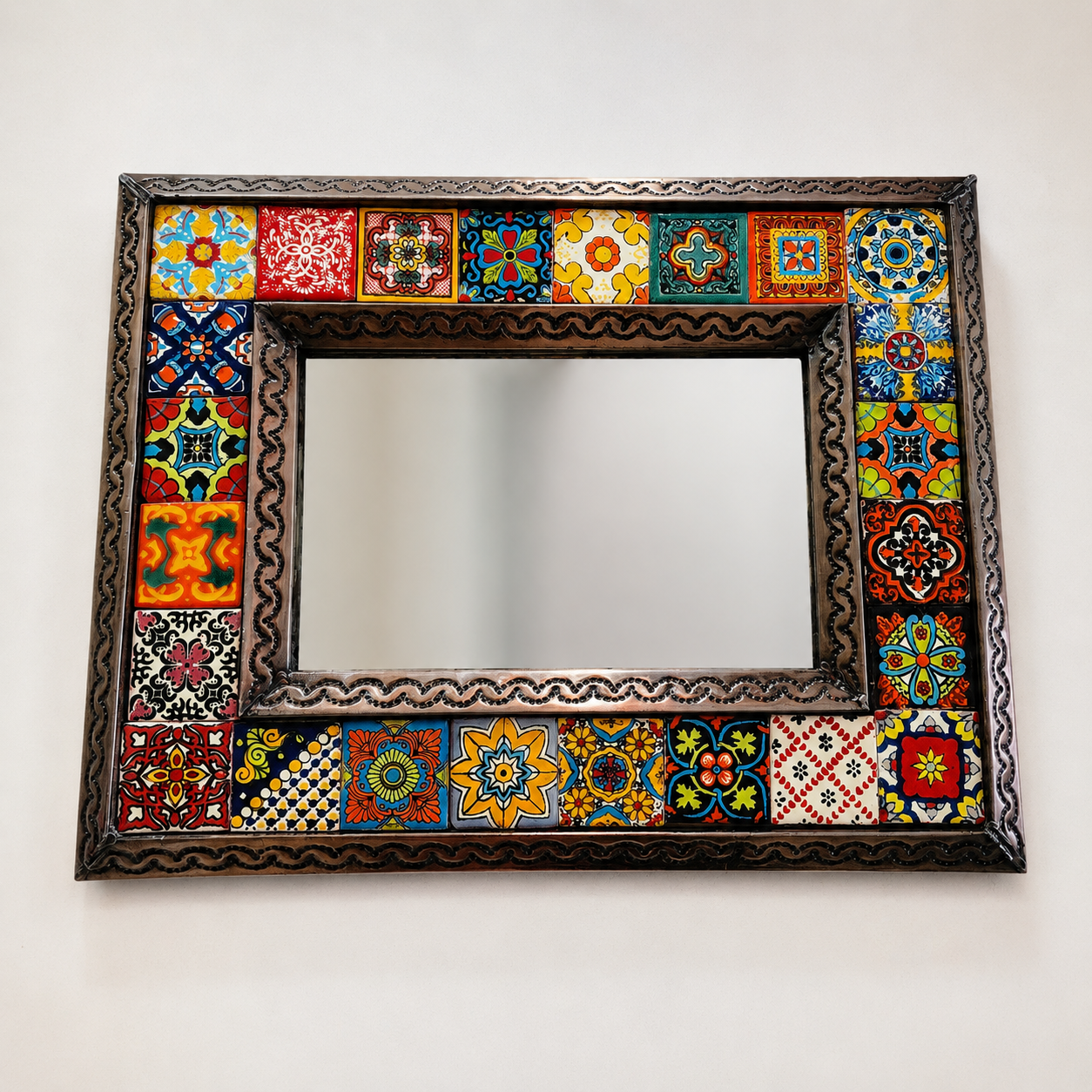 Espejo de Hojalata con Talavera
