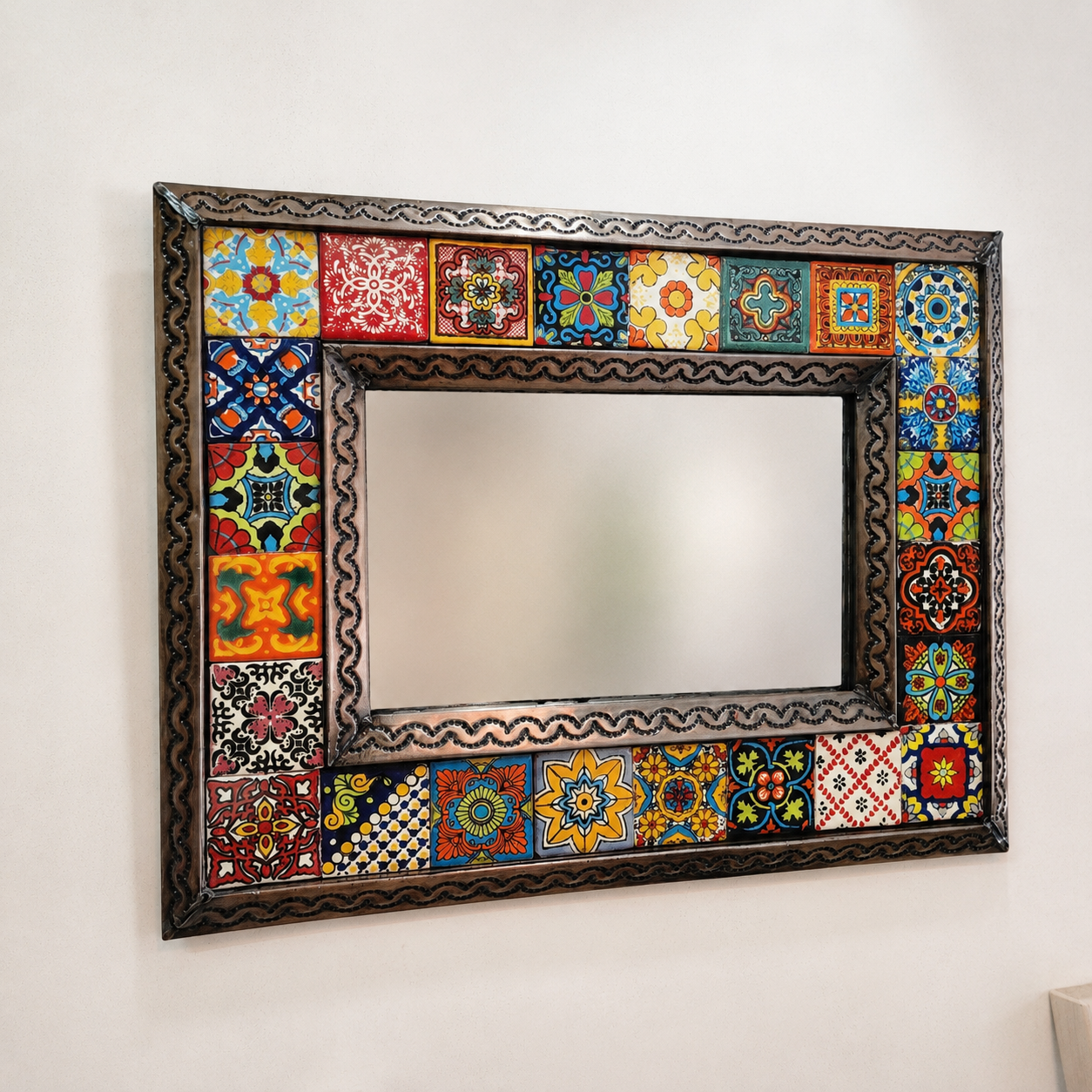Espejo de Hojalata con Talavera