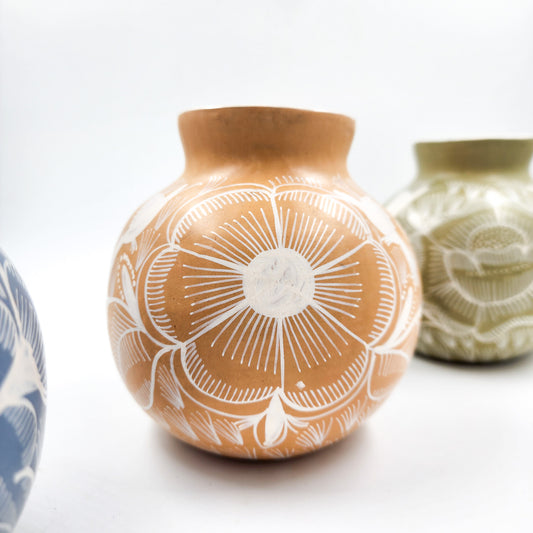 Florero chico de barro bruñido - Huancito