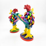 Gallo con plumas de Barro Betus artesanal