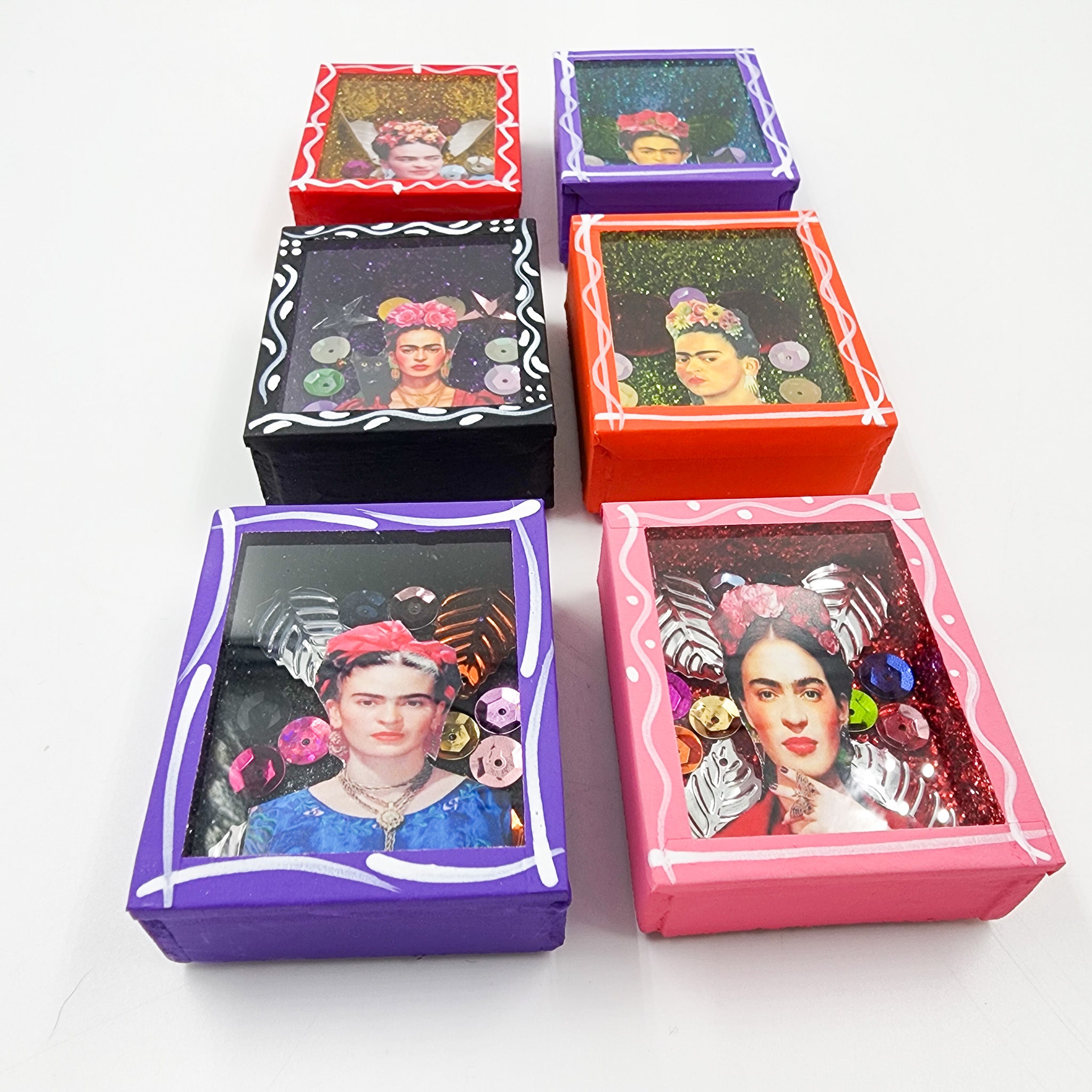 Imán nicho Virgen de Guadalupe y Frida Kahlo