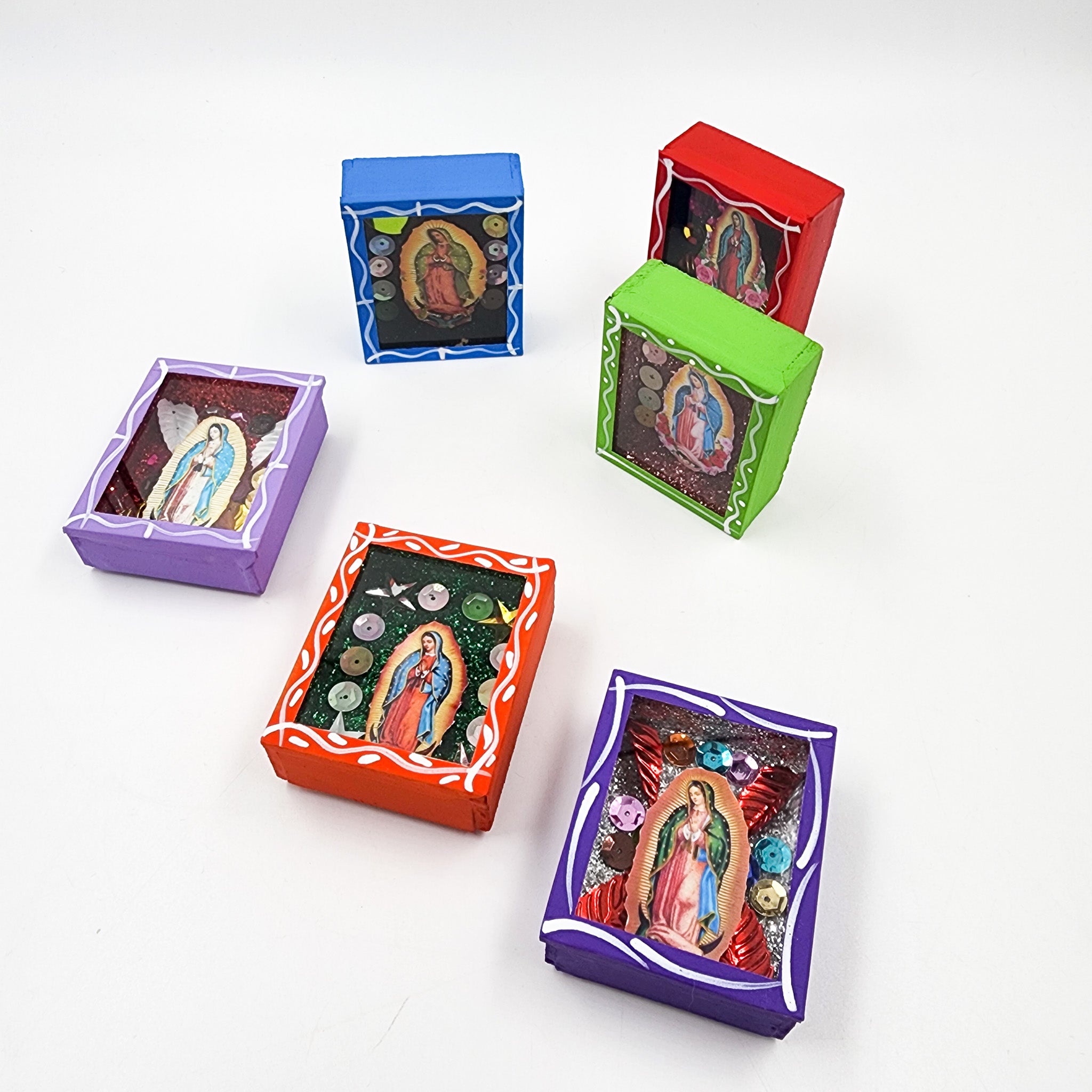 Imán nicho Virgen de Guadalupe y Frida Kahlo