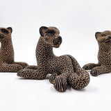 Jaguares de barro artesanal