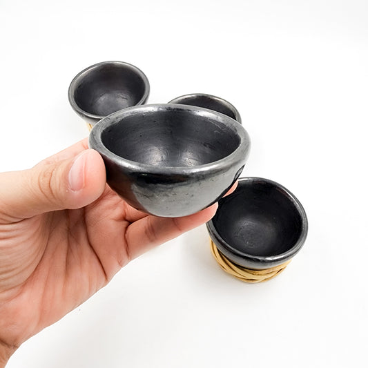 Jicaritas para mezcal o tequila de barro negro