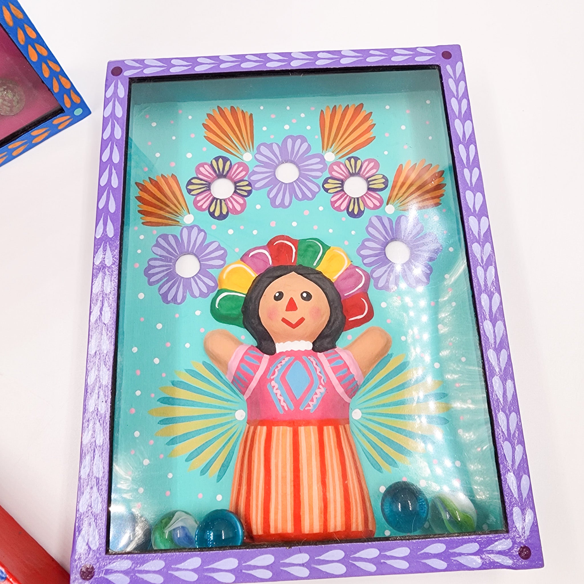 Juego de canicas Muñeca Lele – cartonería mexicana artesanal