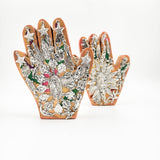 Mano de milagritos con Virgen de Guadalupe