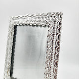 Marco para fotos de hojalata repujada