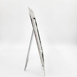 Marco para fotos de hojalata repujada