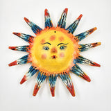 Máscara Sol hecha de coco