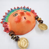 Máscara muñeca con aura hecha de coco