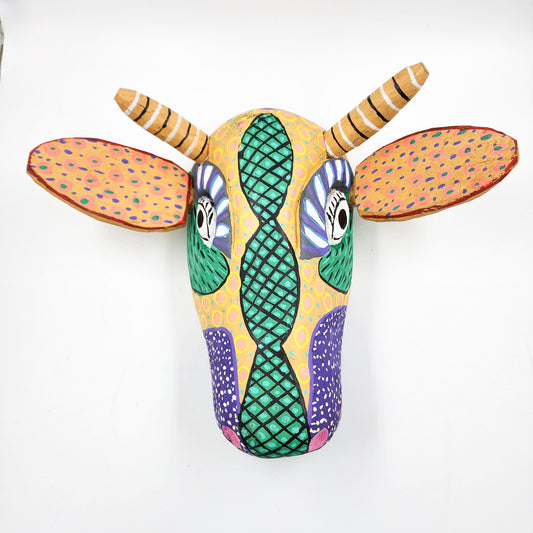 Máscara de vaca de madera Ocumicho