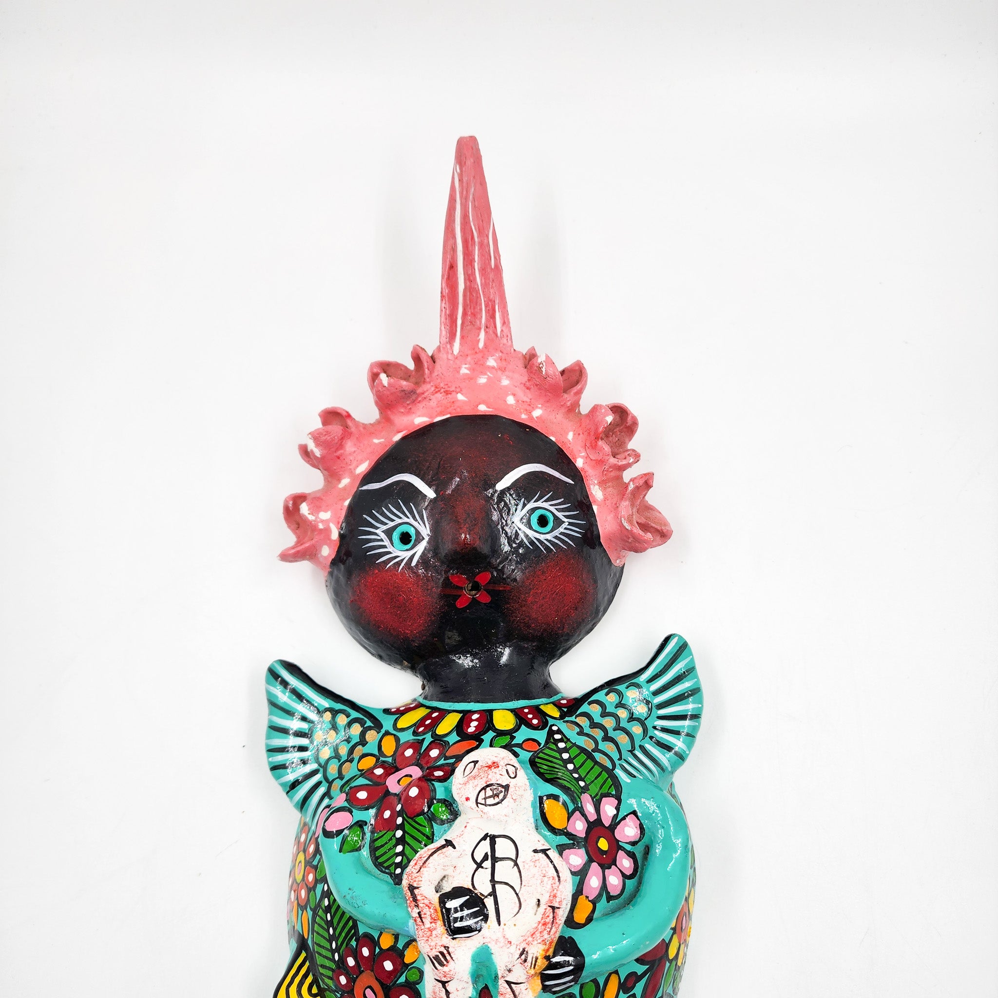 Muñeca de coco artesanal