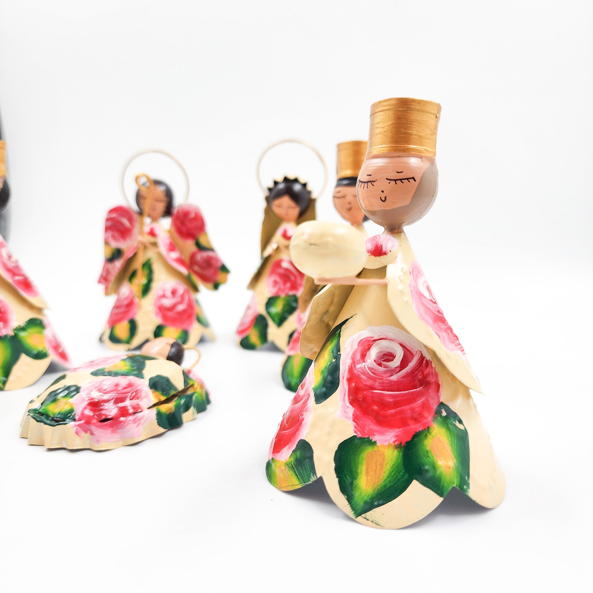 Nacimiento de hojalata artesanal 7 Piezas