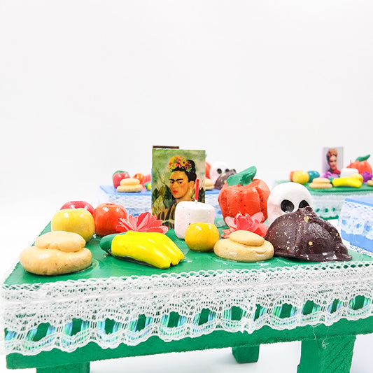 Ofrenda mini Frida Kahlo