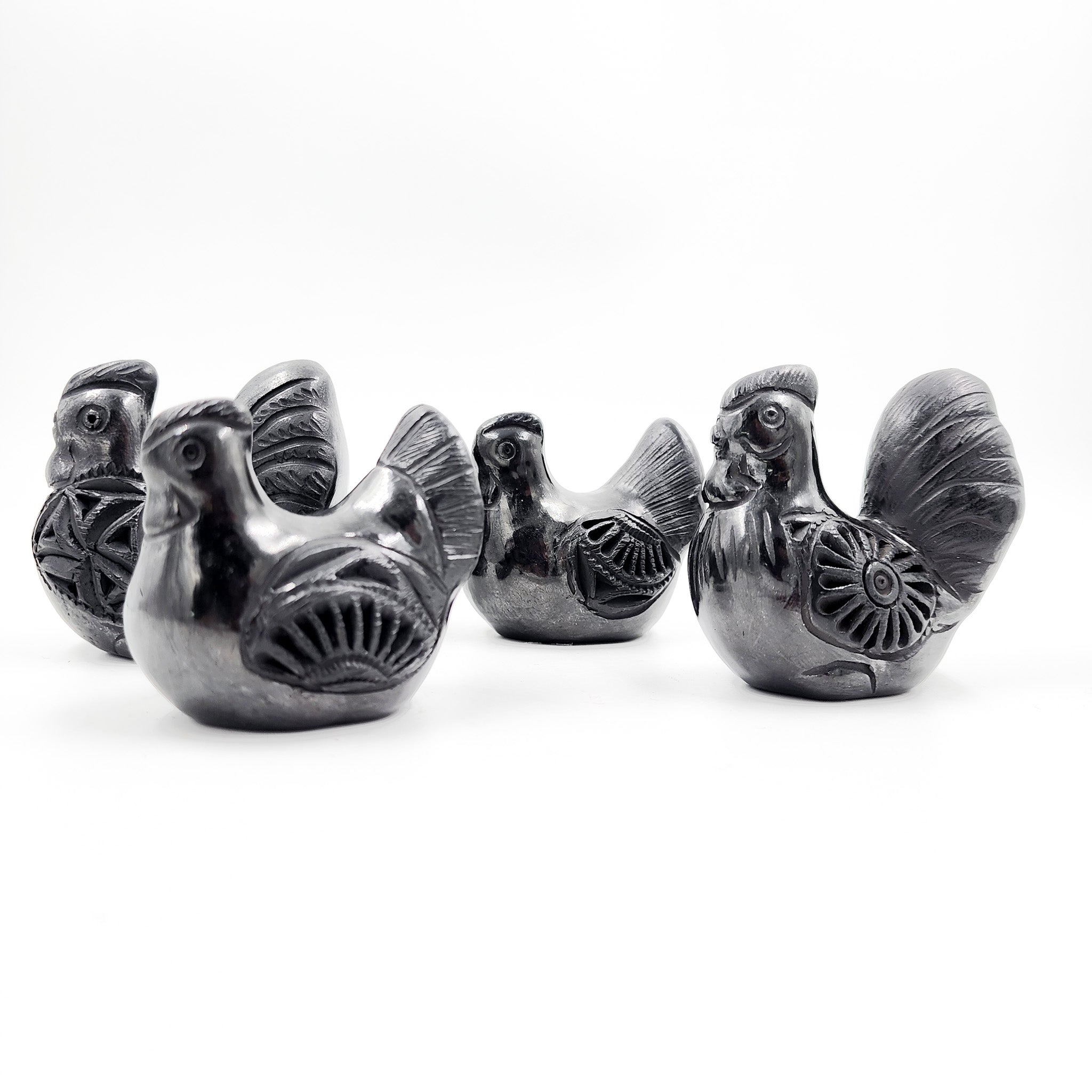 Gallo y gallina de barro negro - piezas decorativas