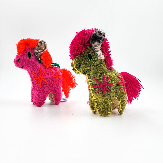 Peluche burro de lana artesanal