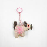 Peluche cochino de lana artesanal