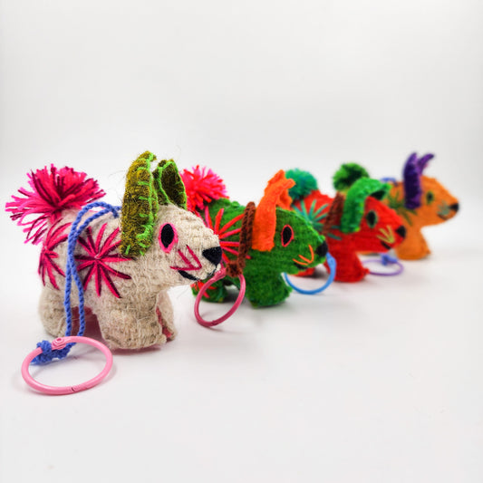 Peluche conejo de lana artesanal