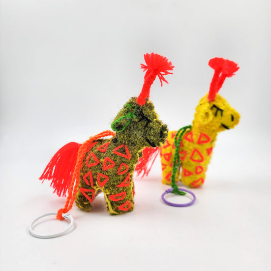 Peluche jirafa de lana artesanal