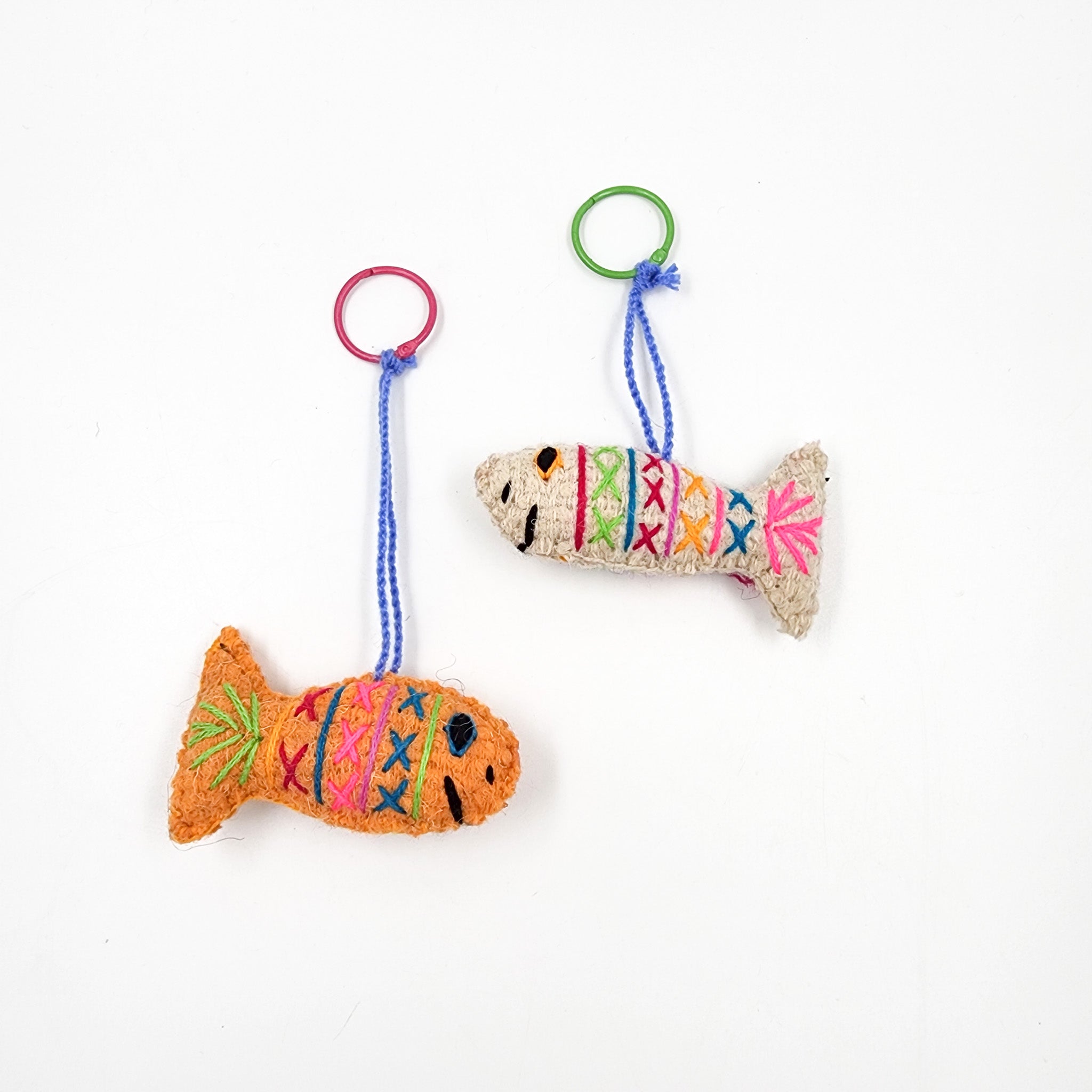 Peluche pez de lana artesanal