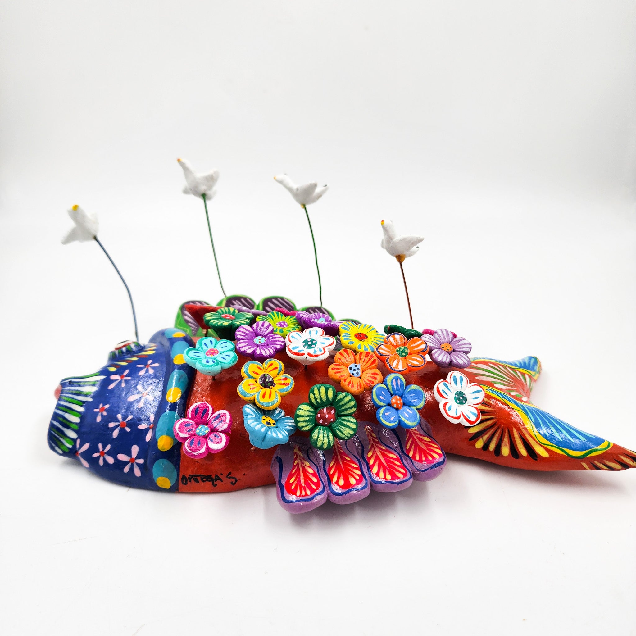 Betus Clay Fish with Flowers Handicraft