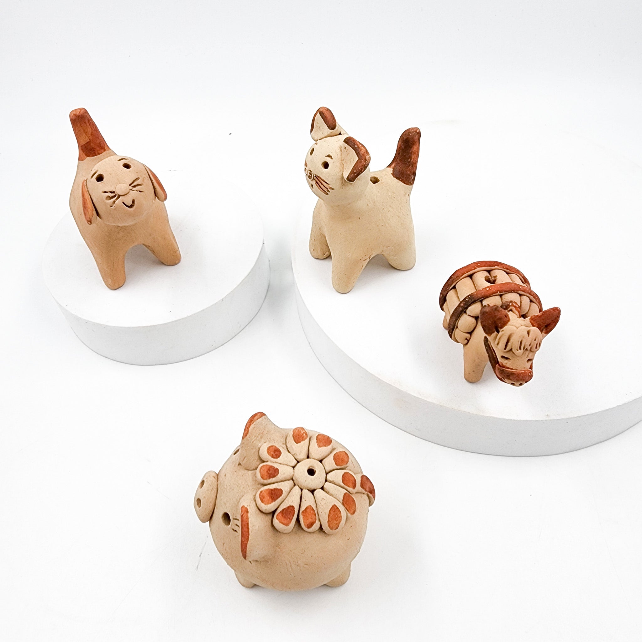 Porta Incienso de Barro Artesanal en Forma de Animalito