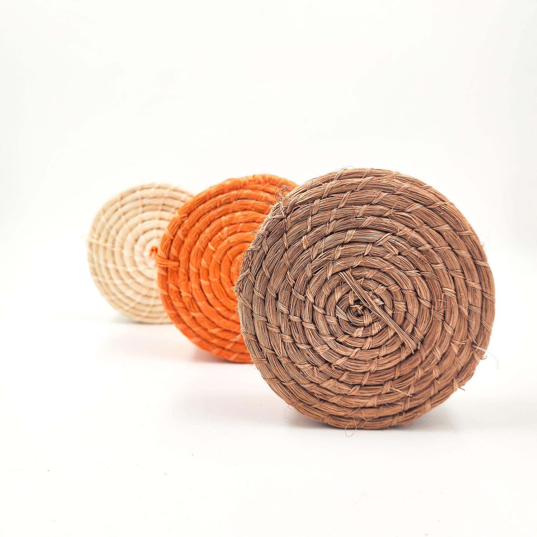 Set of 6 handcrafted henequen coasters