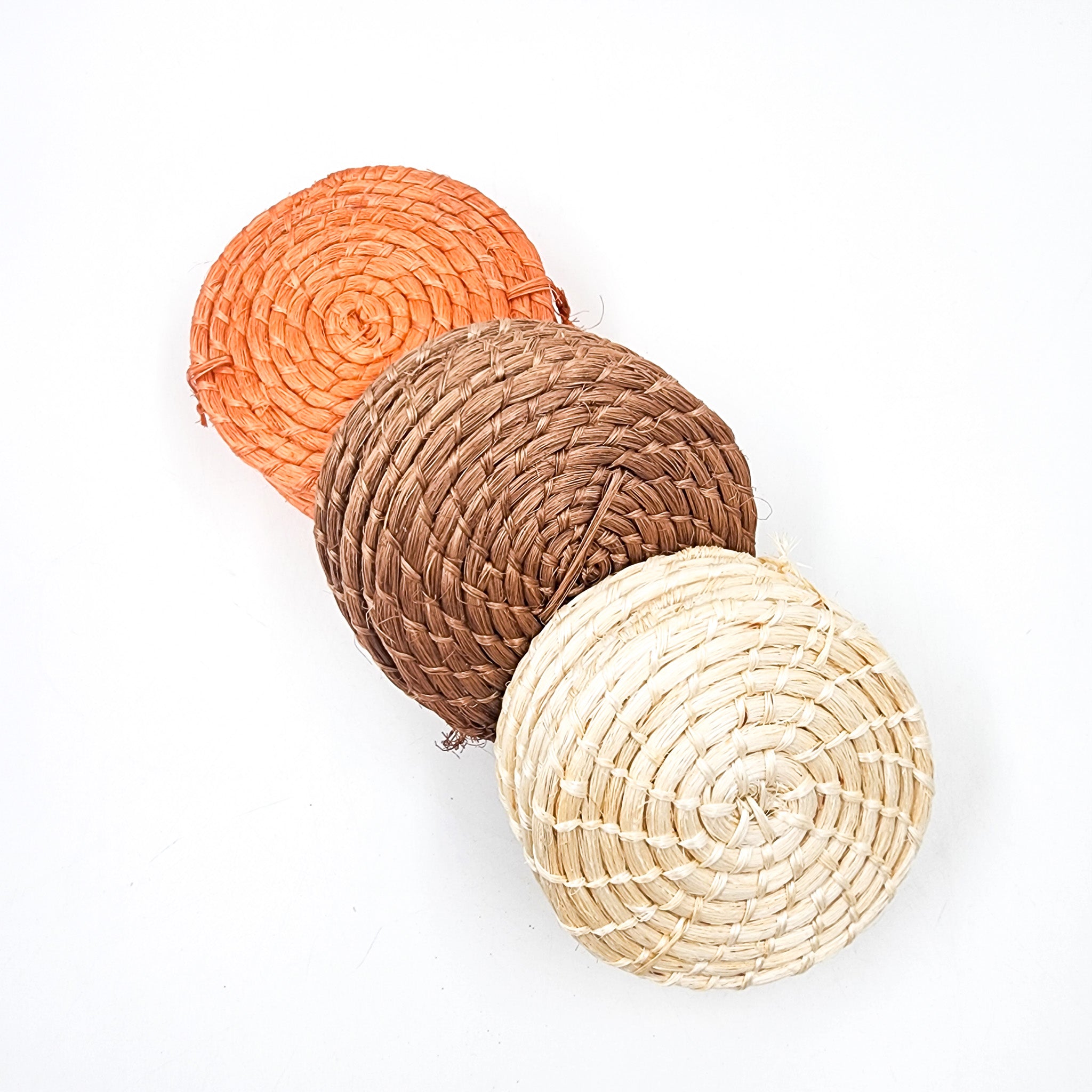Set of 6 handcrafted henequen coasters
