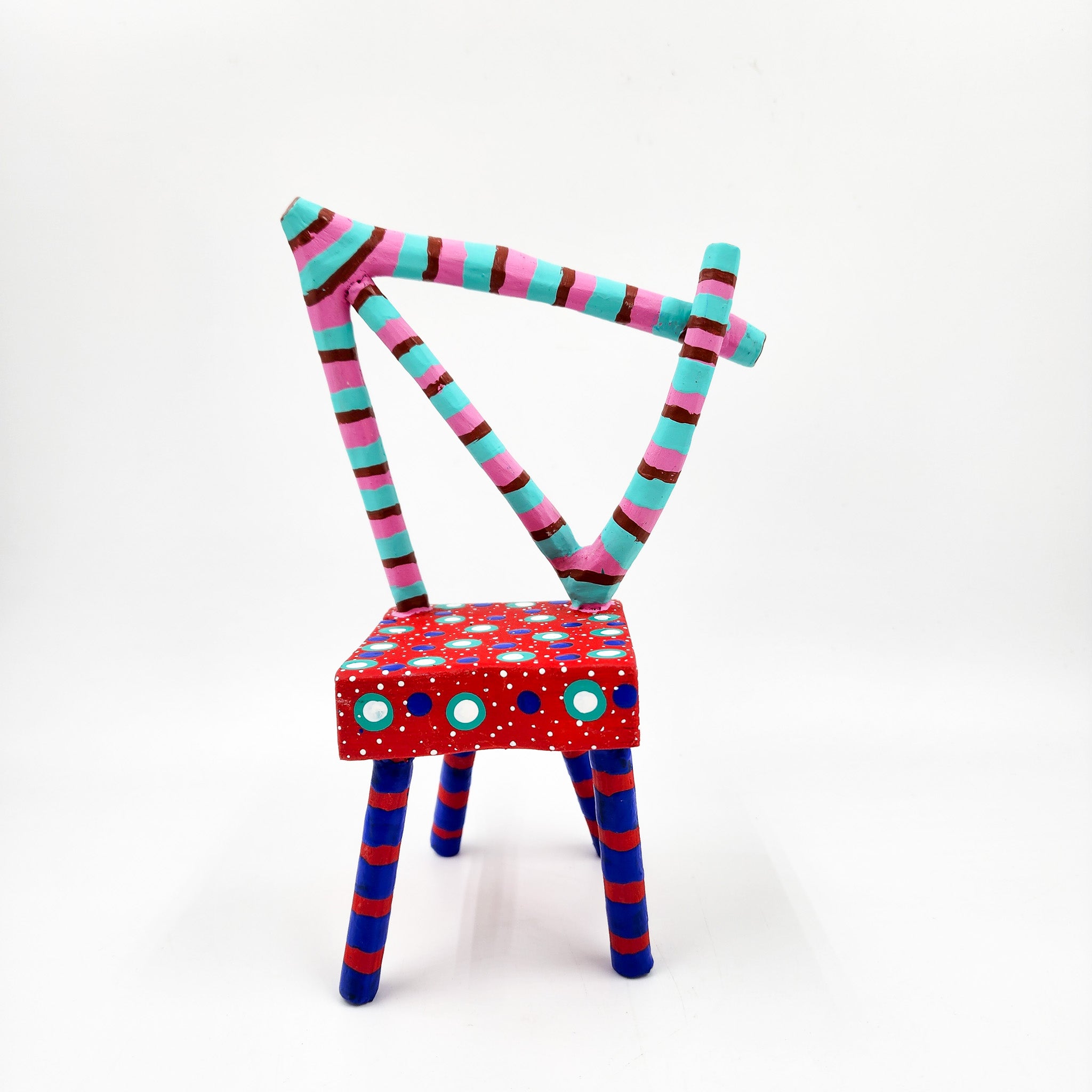 Sillita talla de madera