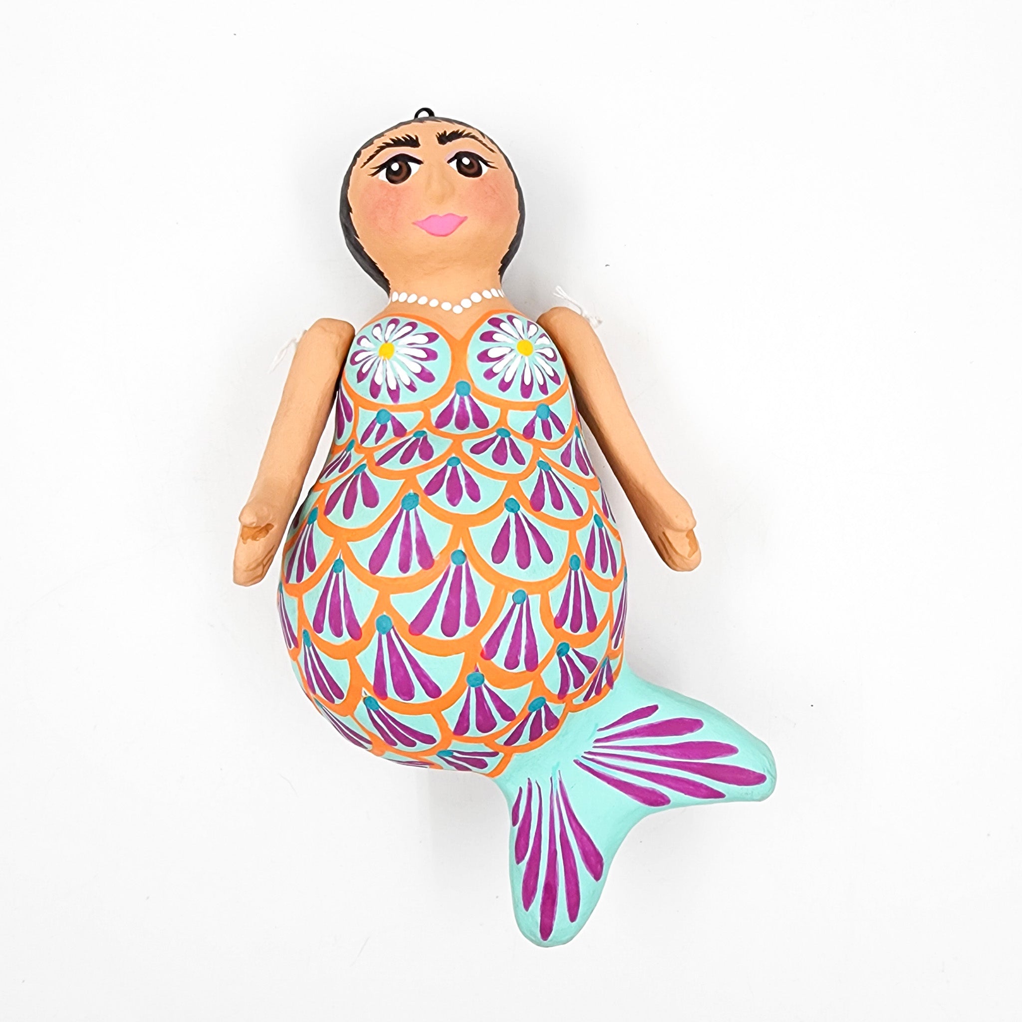 Sirena artesanal de cartonería mexicana con brazos articulados