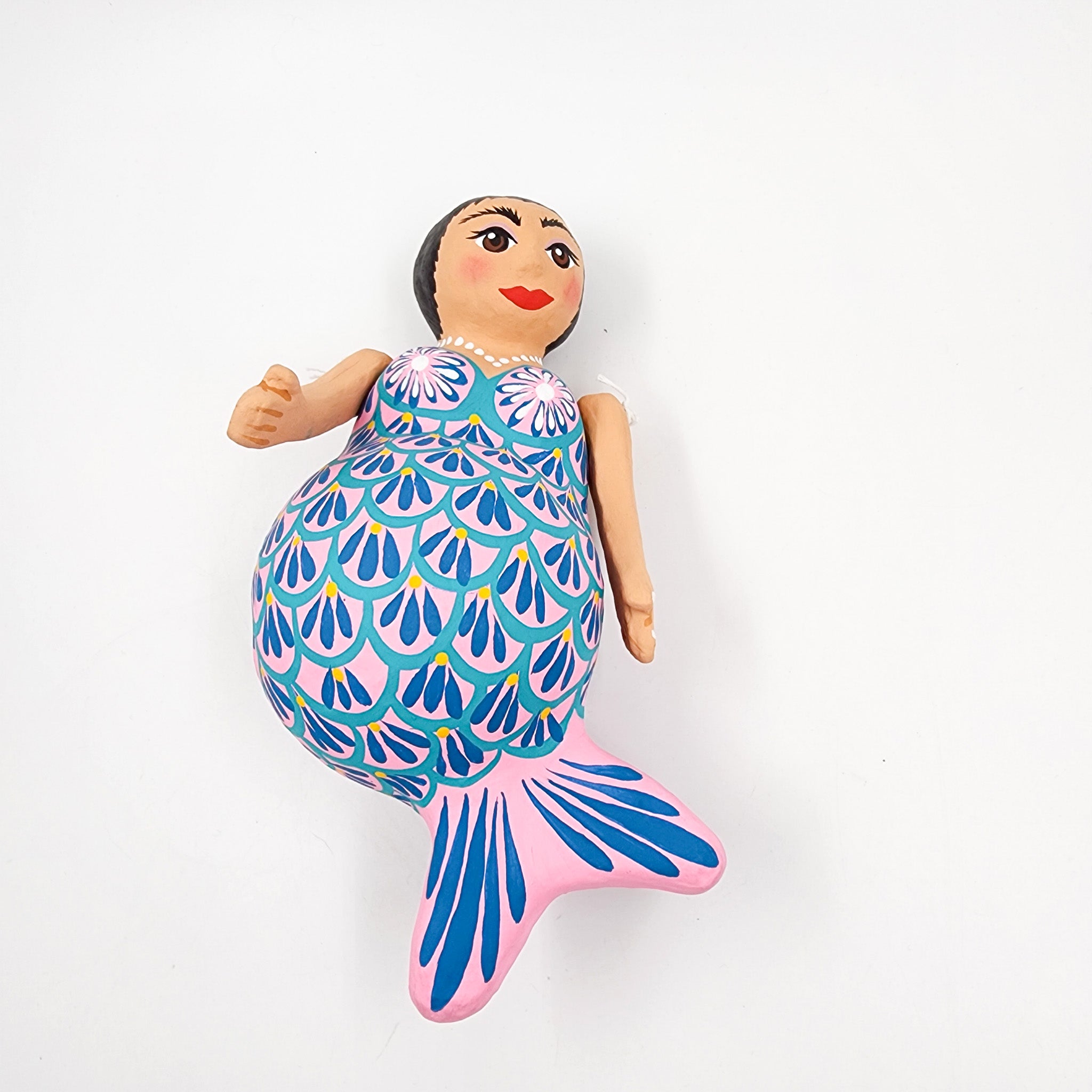Sirena artesanal de cartonería mexicana con brazos articulados