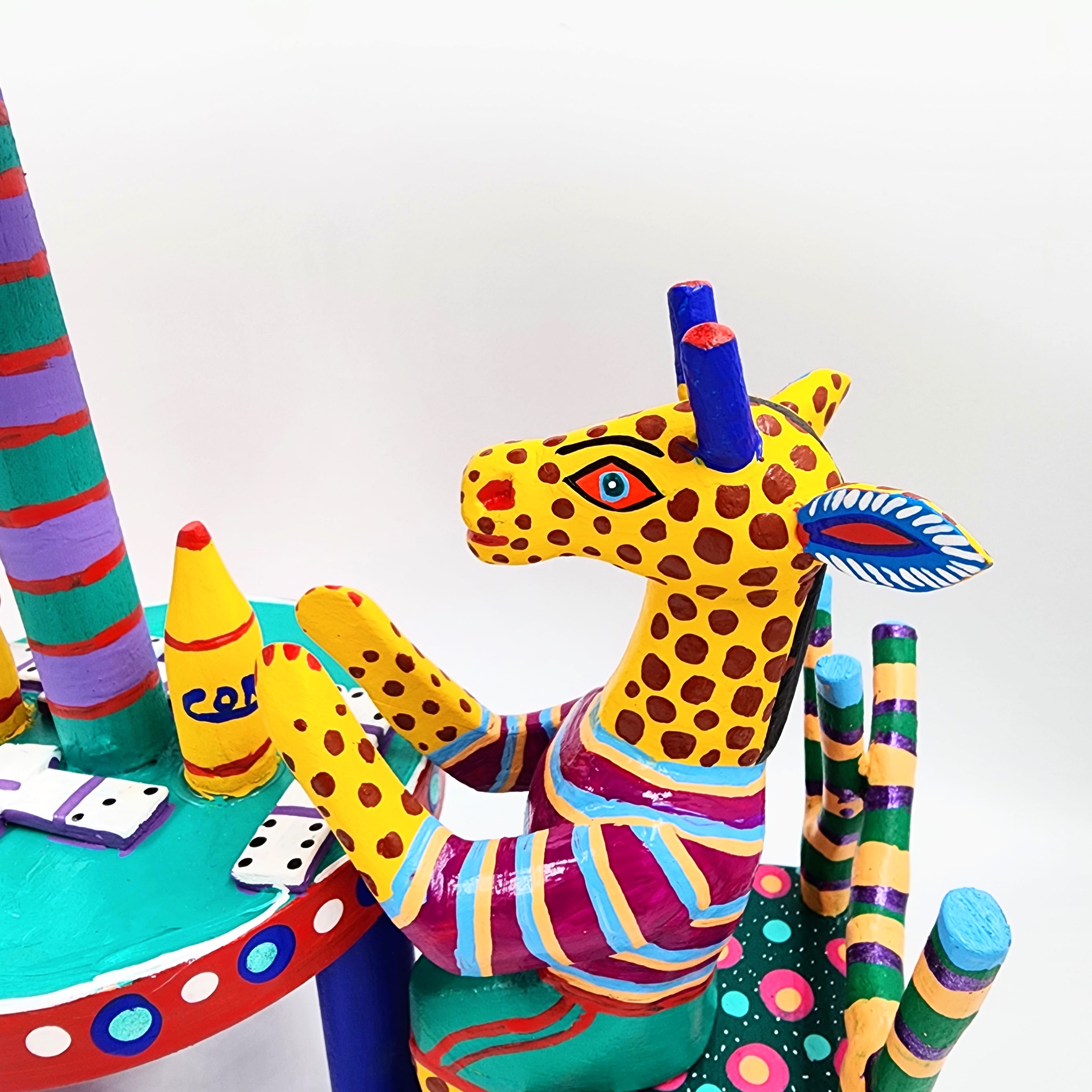La palapa con jirafas - talla de madera alebrije