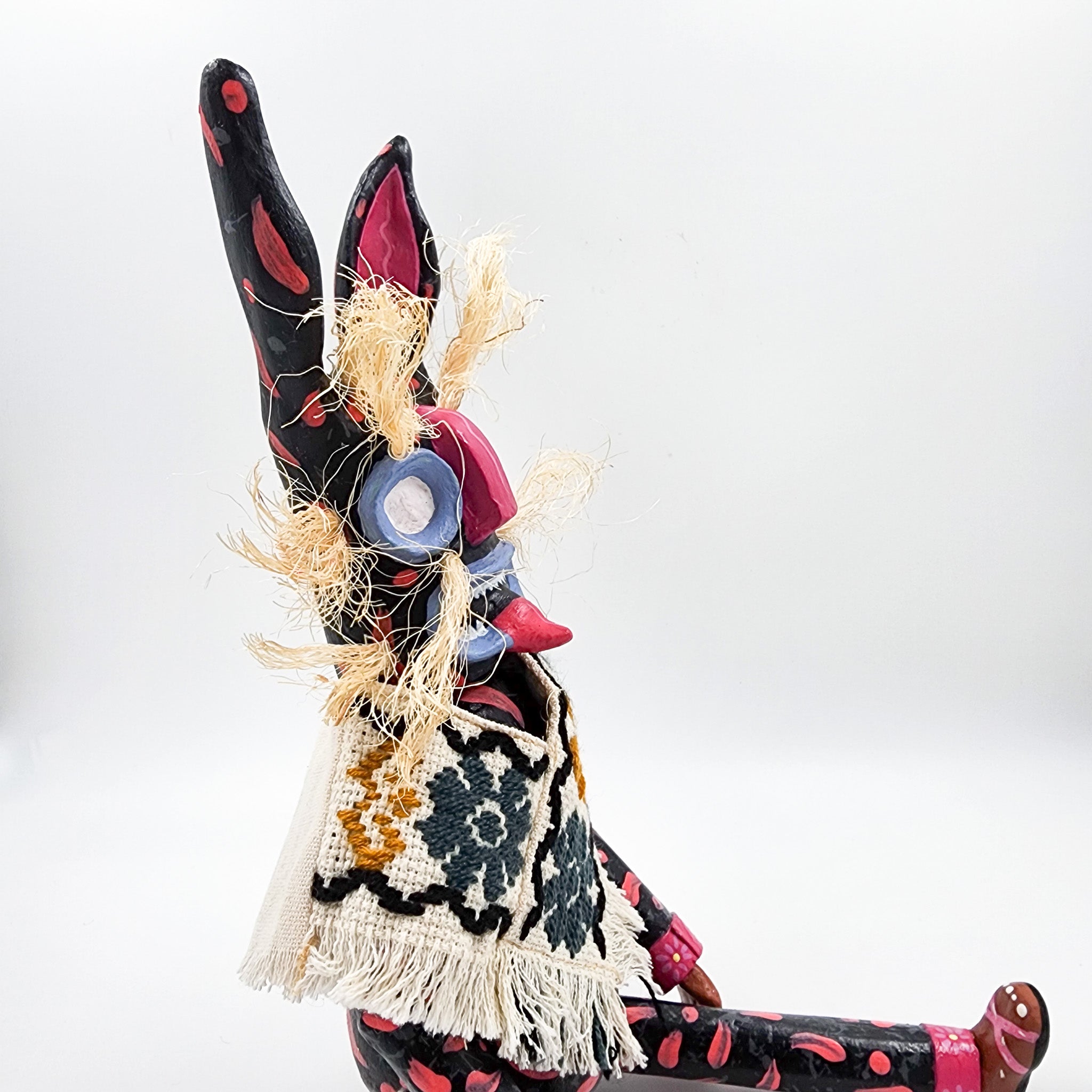 Tecuán negro articulado de cartón