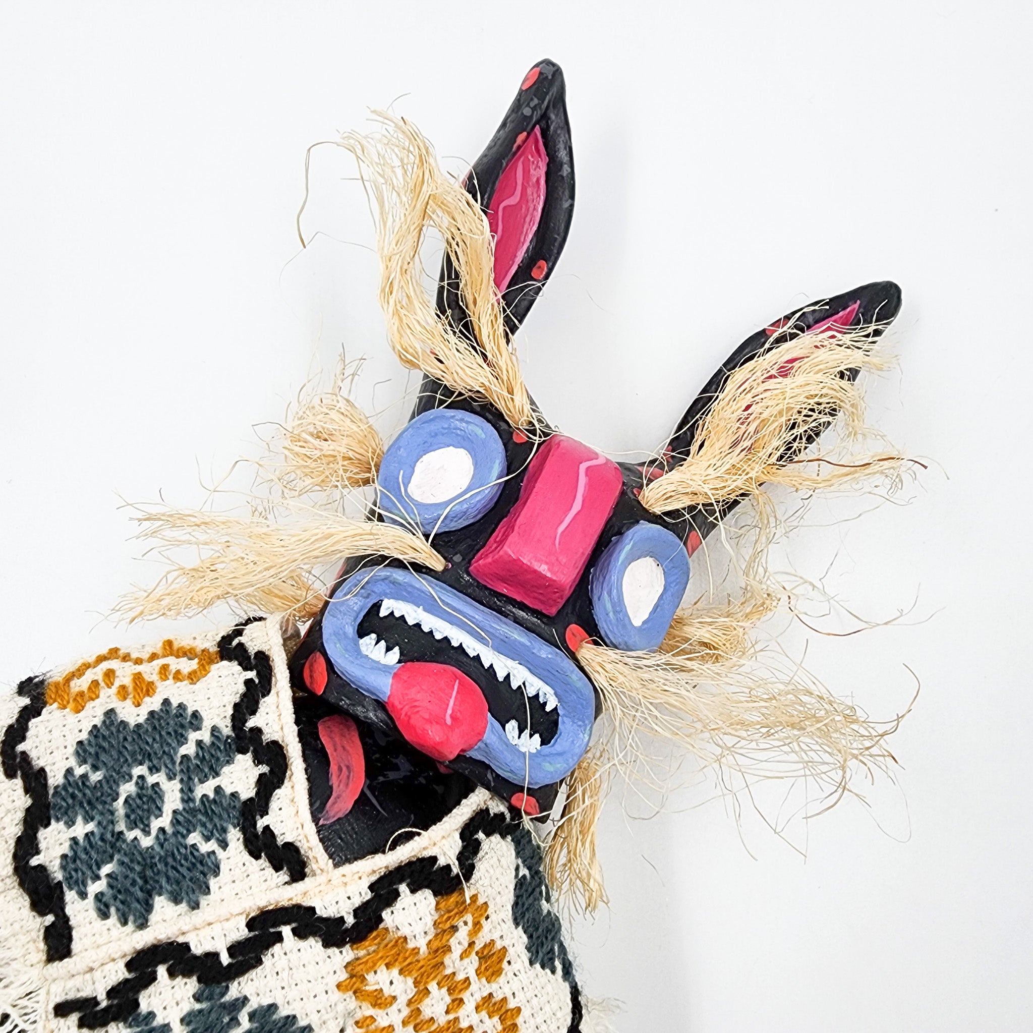 Tecuán negro articulado de cartón