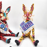 Tecuán amarillo articulado de cartón